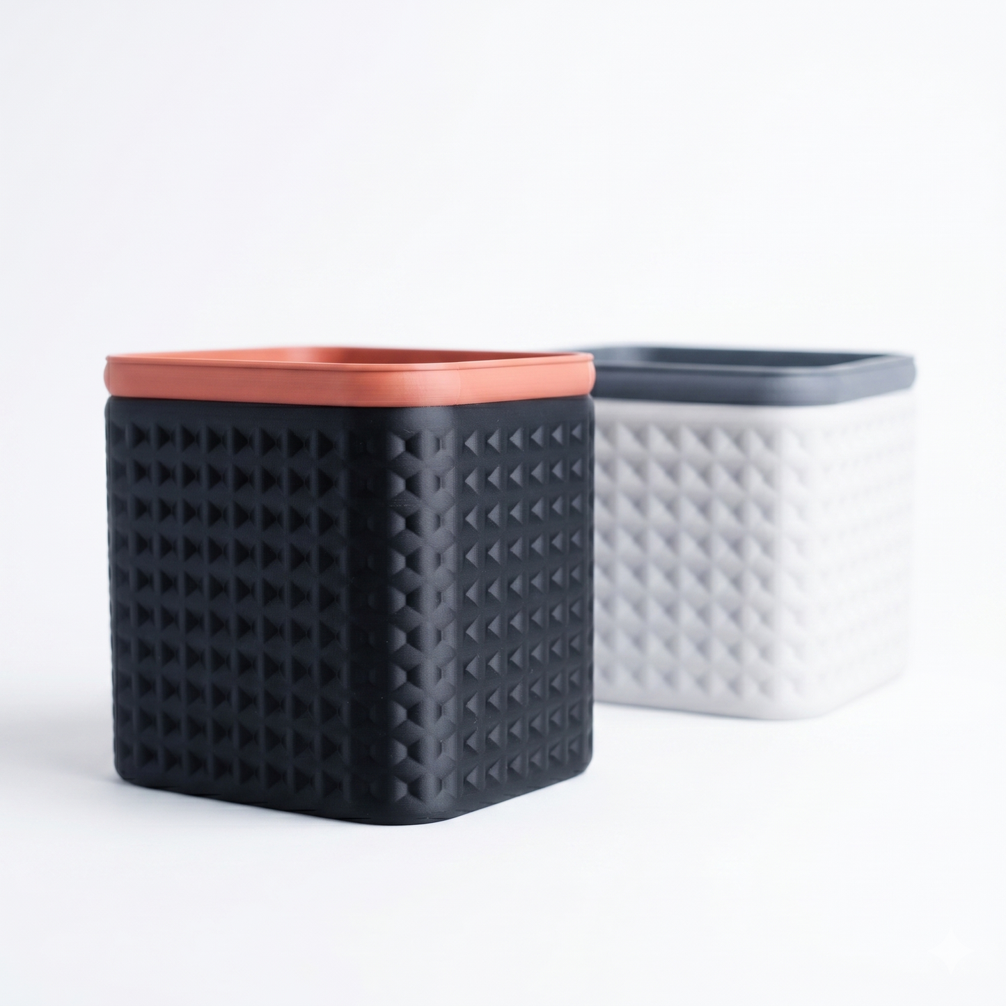 Tetra Container